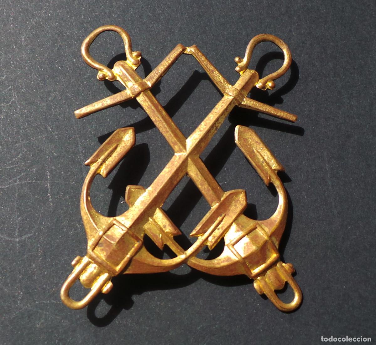 Militaria: DISTINTIVO DE MARINA, CONTRAMAESTRE, REP&Uacute;BLICA, ALFONSO XIII. 6,5 CM DE ALTO.