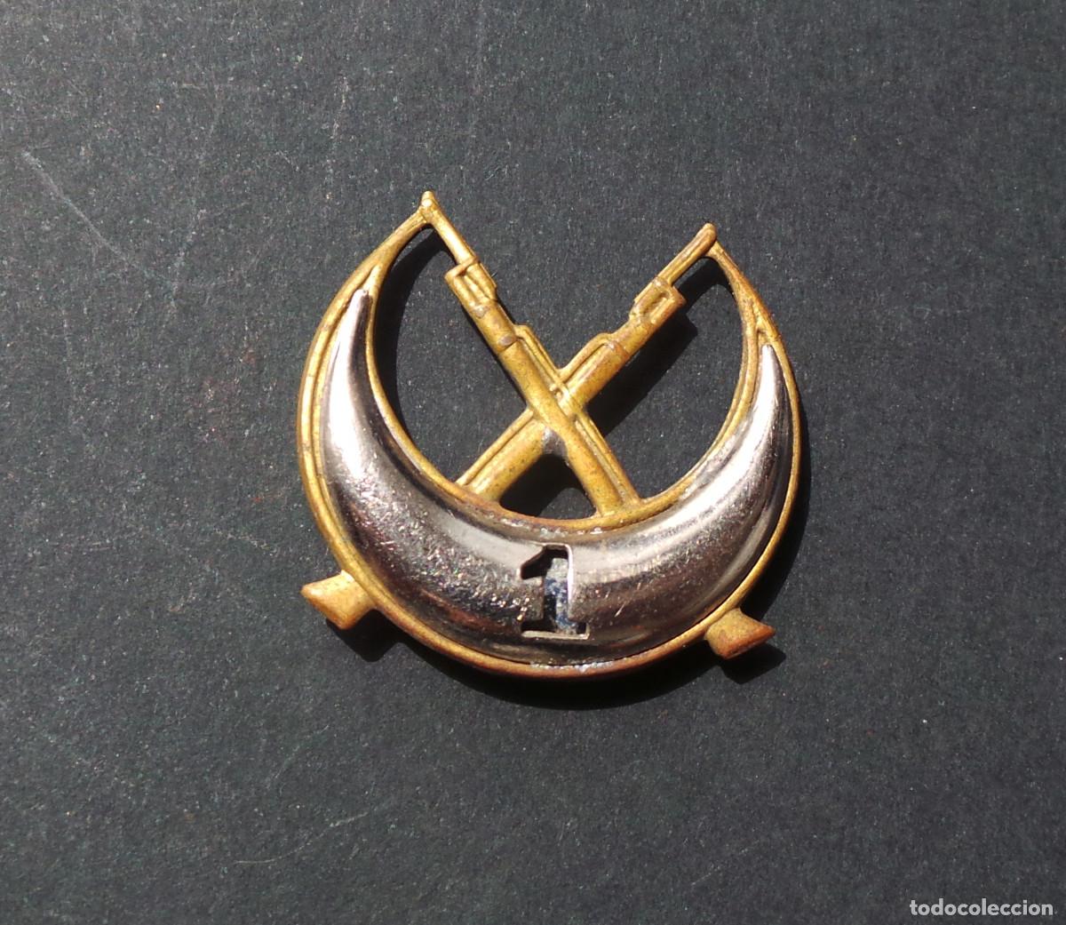 Militaria: INSIGNIA, EMBLEMA REGULARES. N&ordm; 1.