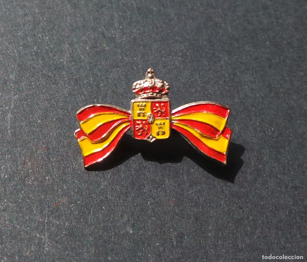 Military Antiques: INSIGNIA MON&Aacute;RQUICA ESPA&Ntilde;OLA, GUERRA CIVIL.