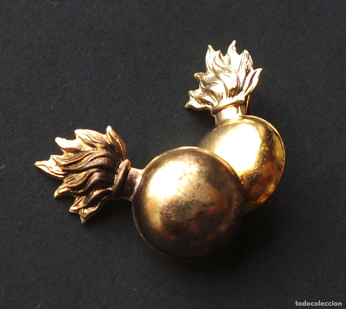 Militaria: INSIGNIA, DISTINTIVO, ARTILLER&Iacute;A.
