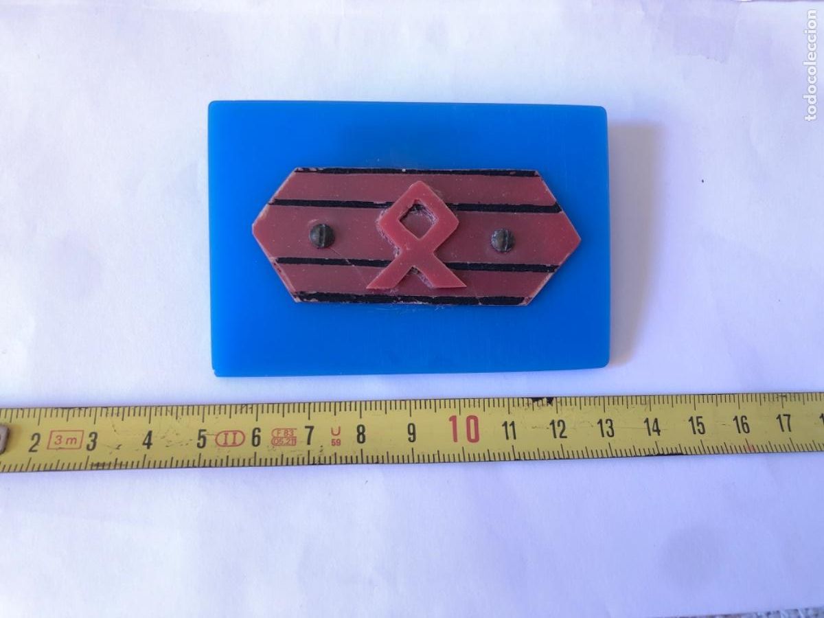 Militaria: INSIGNIA. A DETERMINAR.