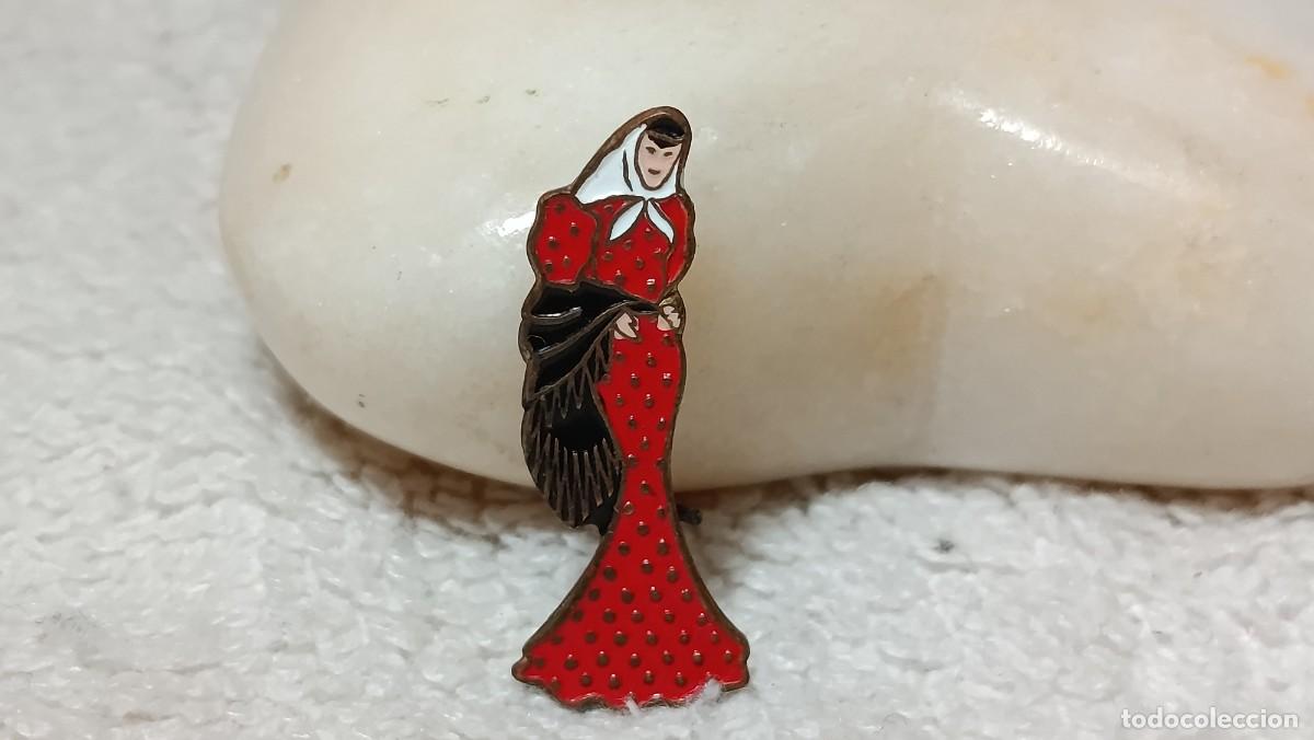 Militaria: ANTIGUO PIN INSIGNIA DE ALFILER ESMALTADA DE MADRILE&Ntilde;A CHULAPA A&Ntilde;OS 60