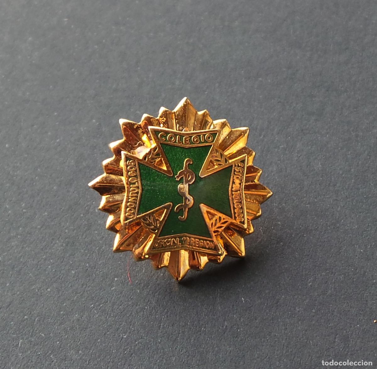 Militaria: COLEGIO ODONT&Oacute;LOGOS ESTOMAT&Oacute;LOGOS OFICIAL 1&ordm; REGI&Oacute;N.