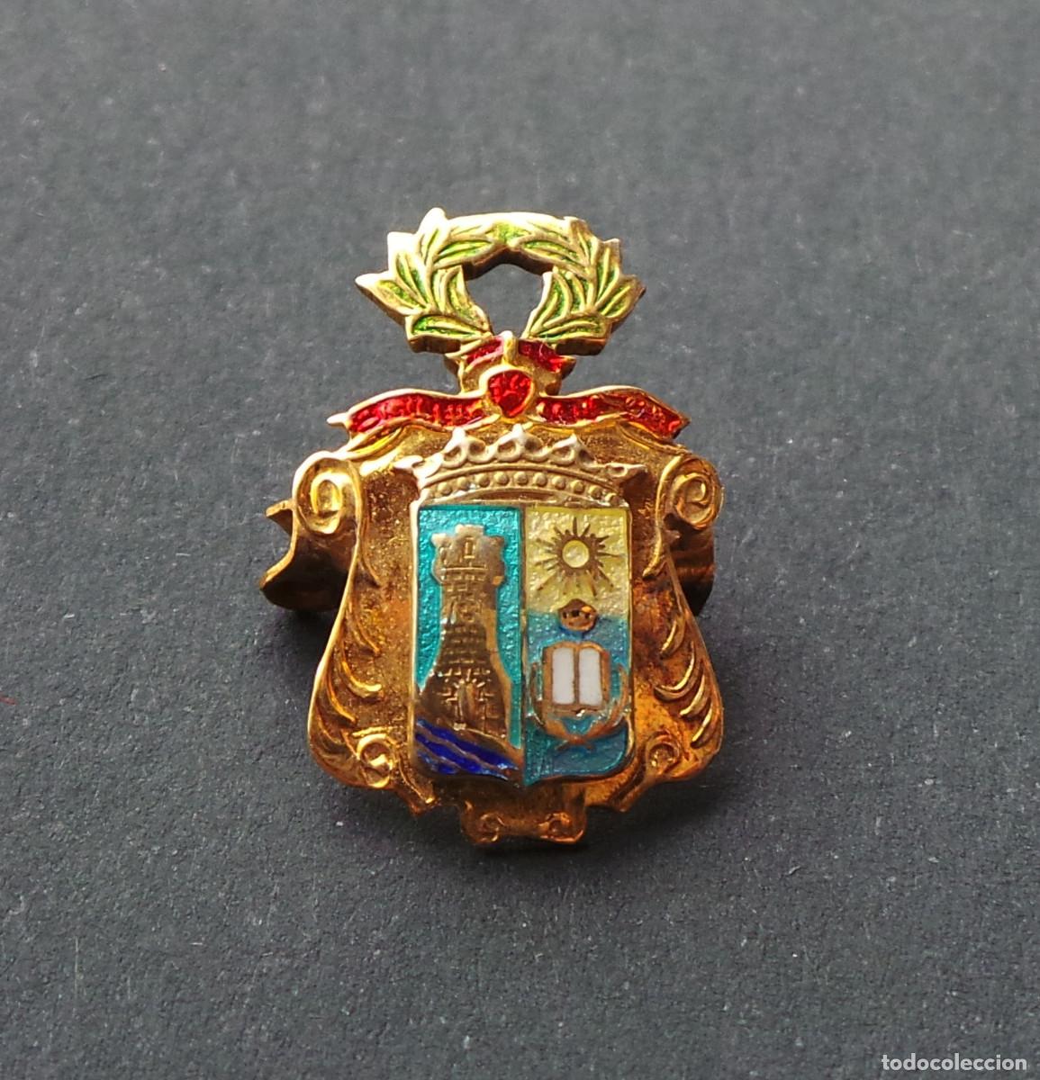 Military Antiques: INSIGNIA DEL COLEGIO DE ABOGADOS ALCAL&Aacute; DE HENARES
