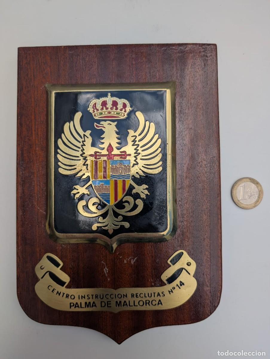 Militaria: Metopa militar Centro de Instrucci&oacute;n de Reclutas n&ordm; 14 - Palma de Mallorca - C.I.R. 14