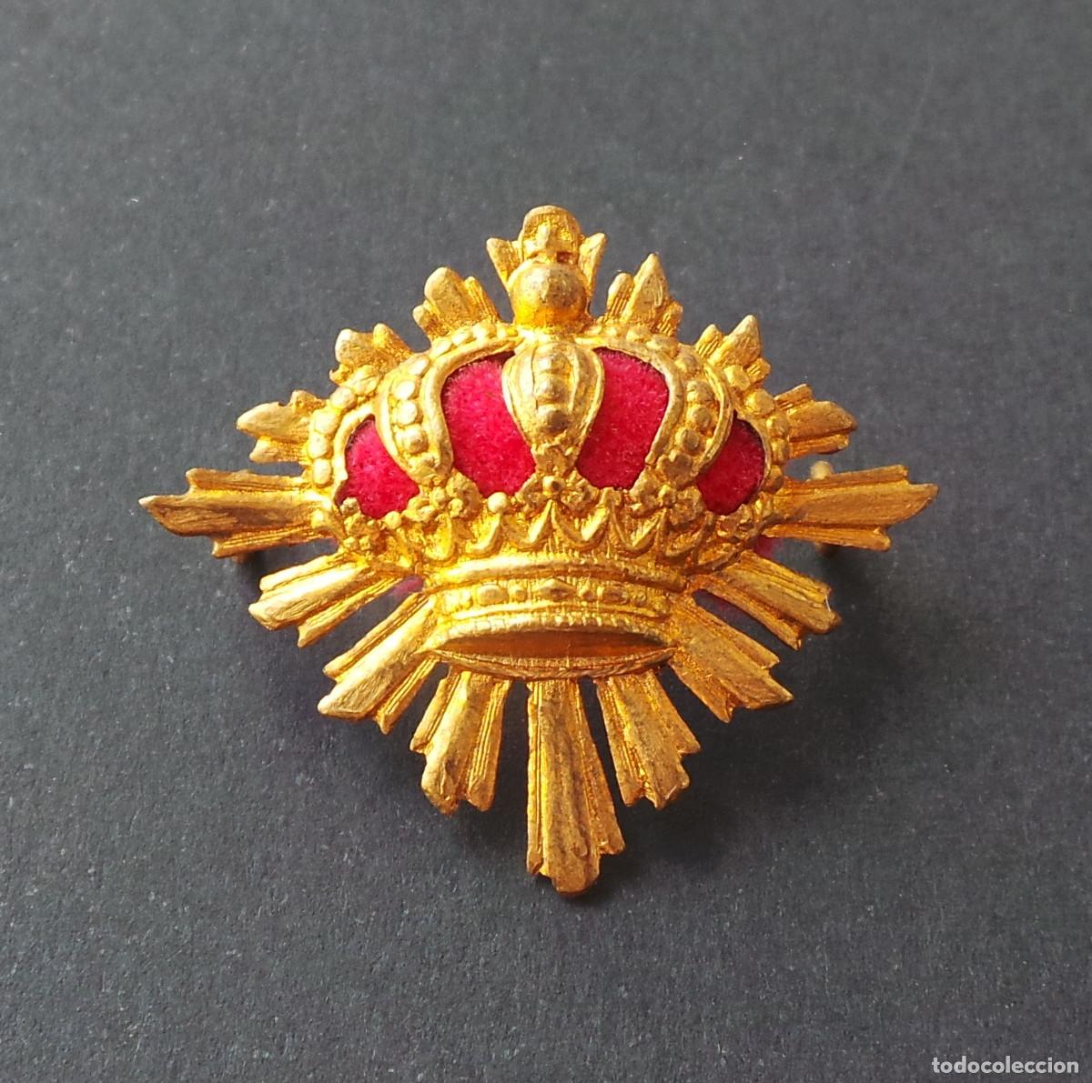 Military Antiques: DISTINTIVO PARA CUELLO DE CARABINEROS ALFONSO XIII.