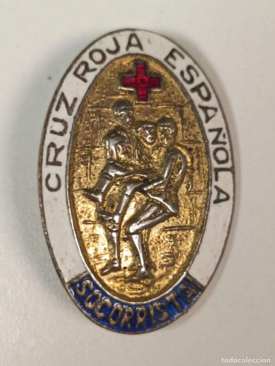 Military Antiques: INSIGNIA ESCUDO METALICO DE CRUZ ROJA ESPA&Ntilde;OLA SOCORRISTA, MODELO ANTIGUO