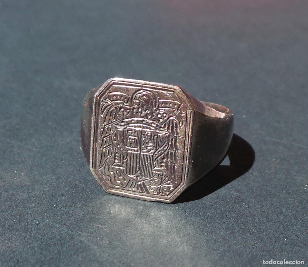 Militaria: ANILLO TIPO SELLO DE PLATA DE LEY 925. &Aacute;GUILA DE SAN JUAN GRABADA EN EL FRONTAL, &Eacute;POCA FRANCO.