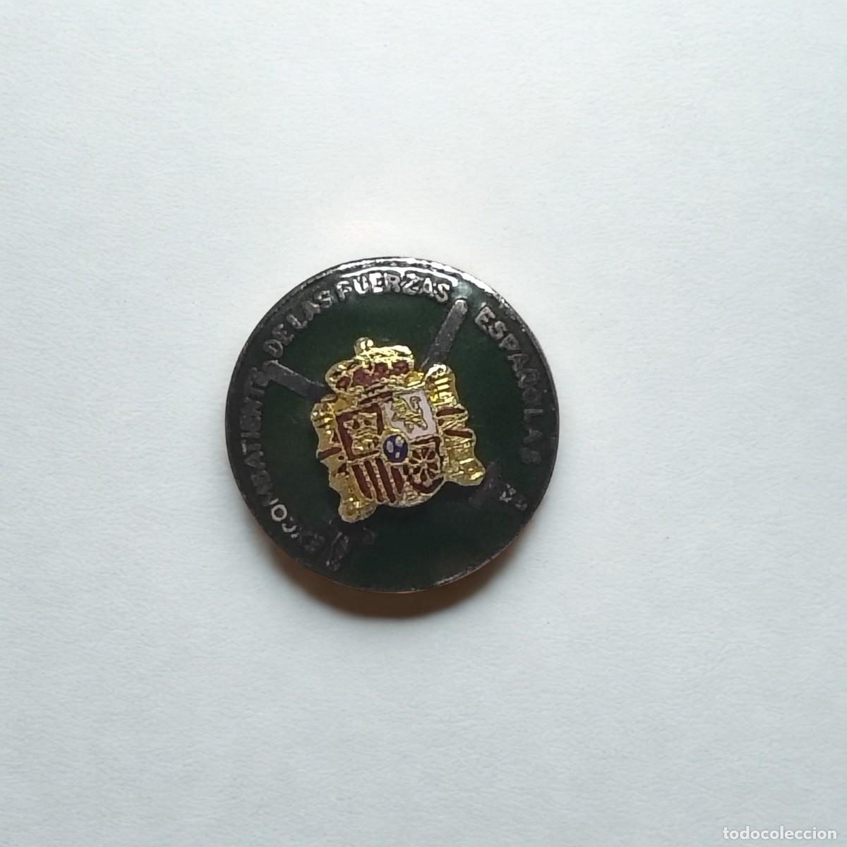 Militaria: Insignia Solapa Excombatiente Fuerzas Armadas Espa&ntilde;a Militar Vintage