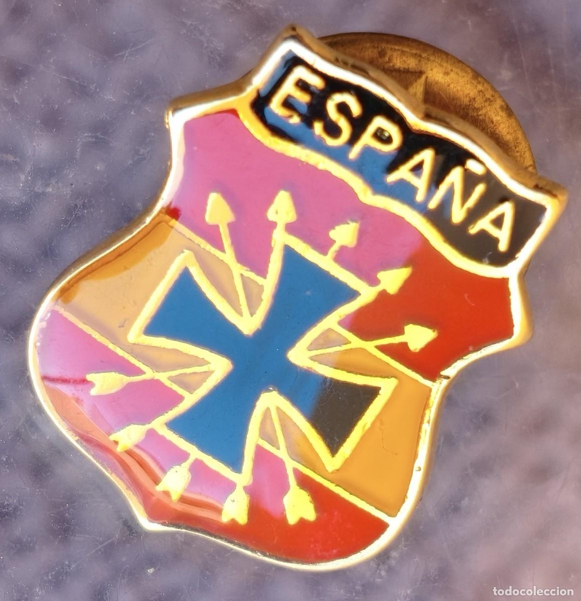 Militaria: Pin. emblema / distintivo. Divisi&oacute;n Azul.