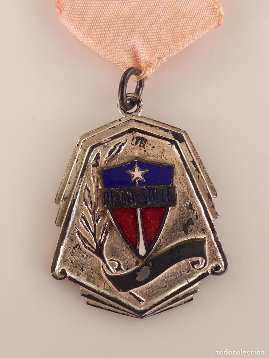 Militaria: MEDALLA COLEGIO DE LA SALLE
