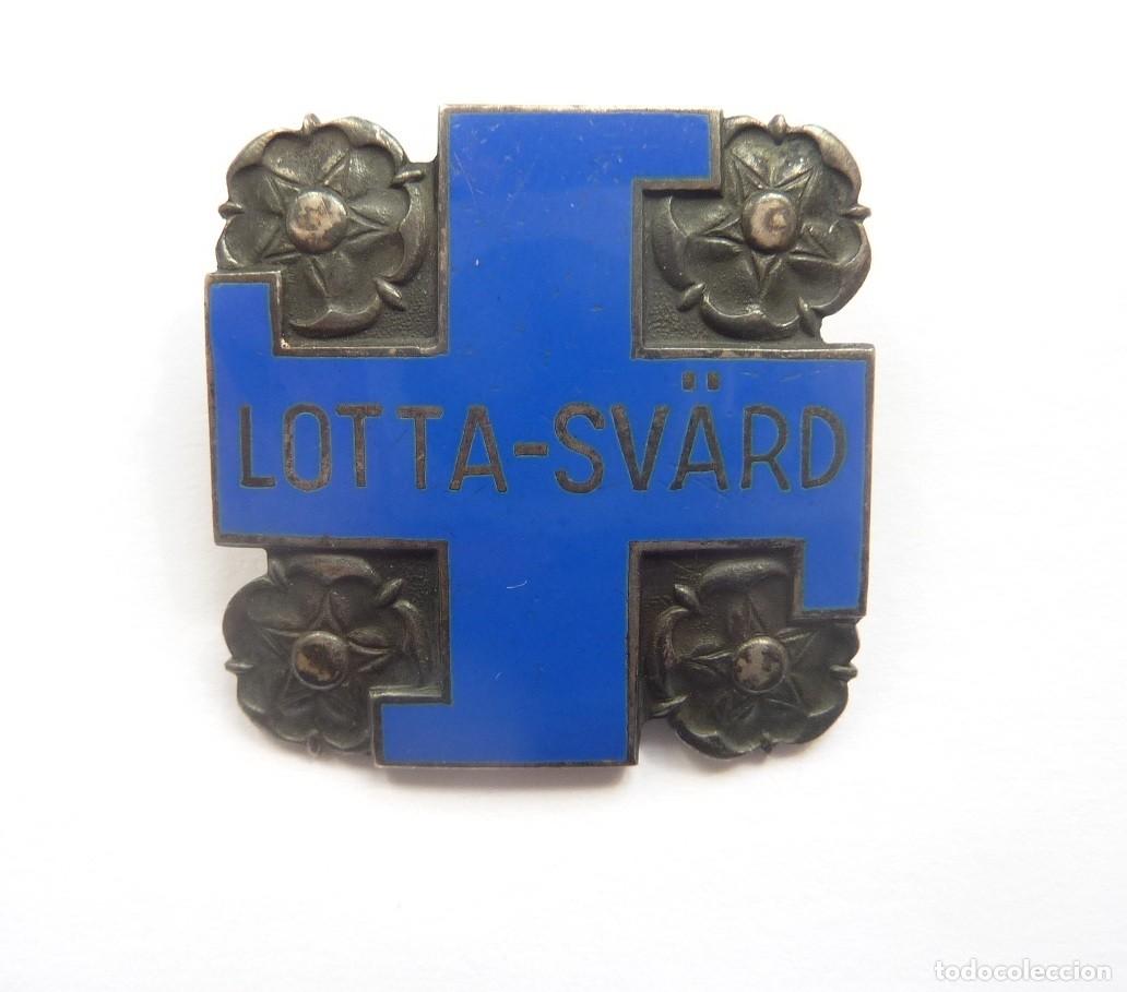 Militaria: Finlandia: distintivo miembro Lotta-Svard. Agrupaci&oacute;n paramilitar nacionalista femenina - II GM 1939