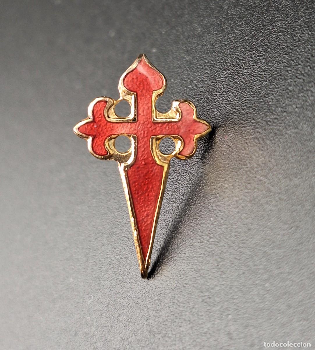Militaria: Pin de solapa de la Orden Militar de Santiago