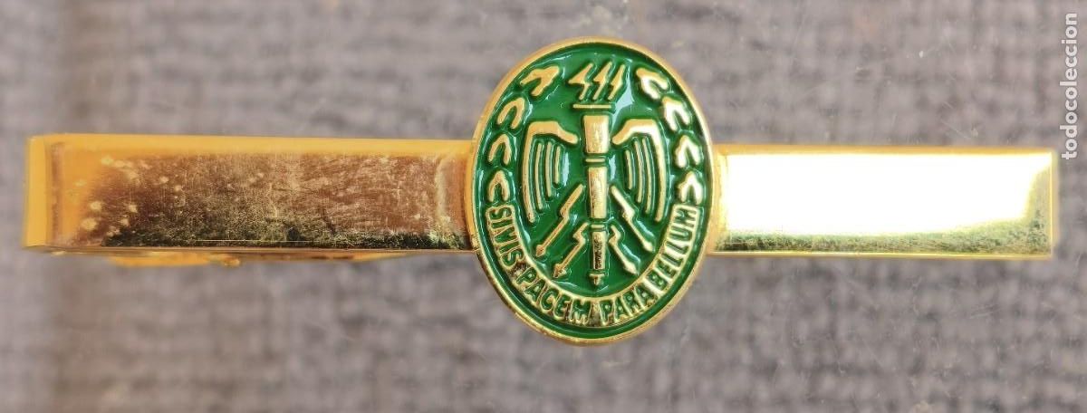 Militaria: Pasador de corbatas o pisacorbatas con el lema SIVIS PACEM PARA BELLUM.