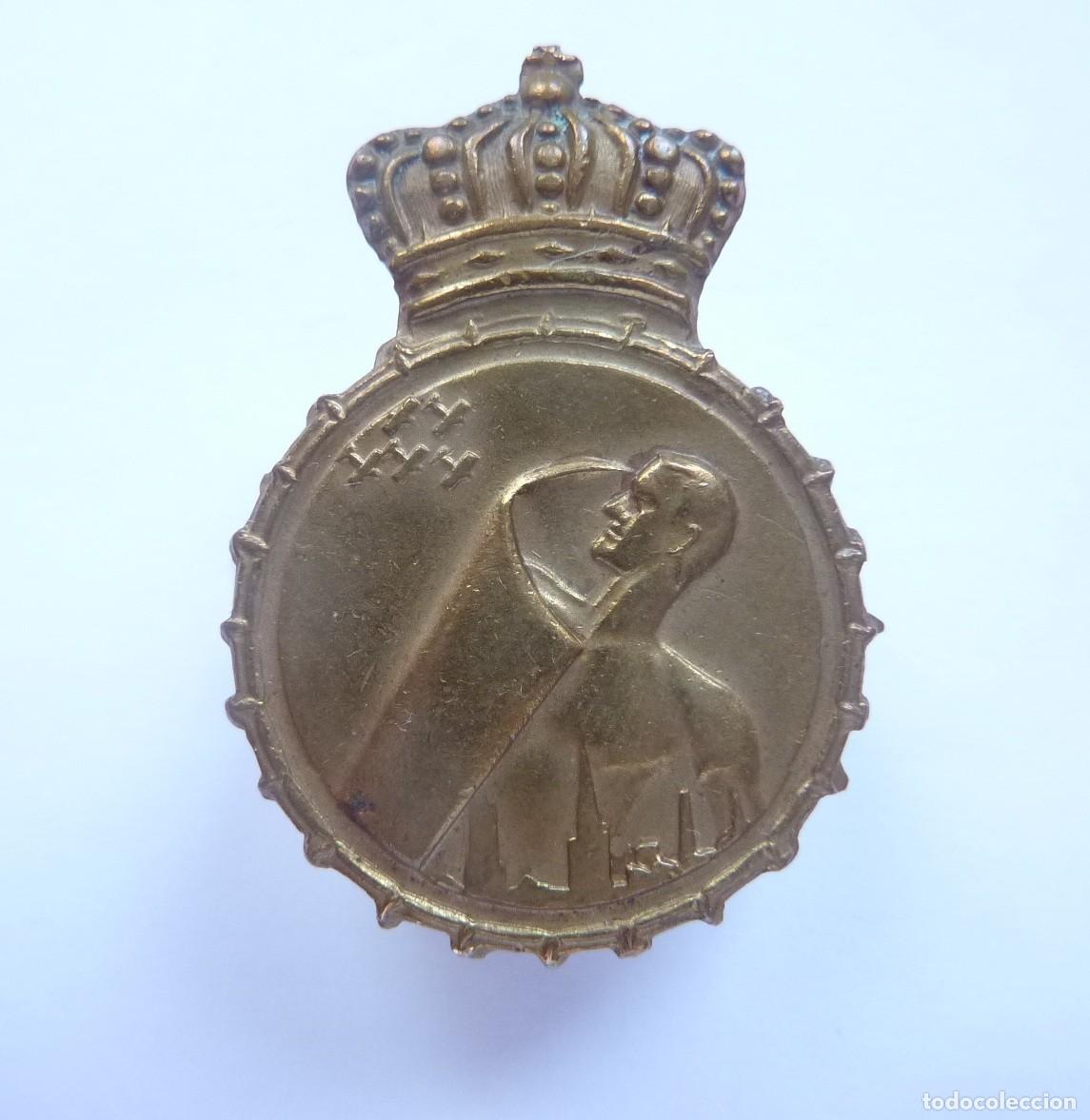 Militaria: B&eacute;lgica: Emblema Protecci&oacute;n Antia&eacute;rea Pasiva - Insignia Defensa anti a&eacute;rea - Segunda Guerra Mundial