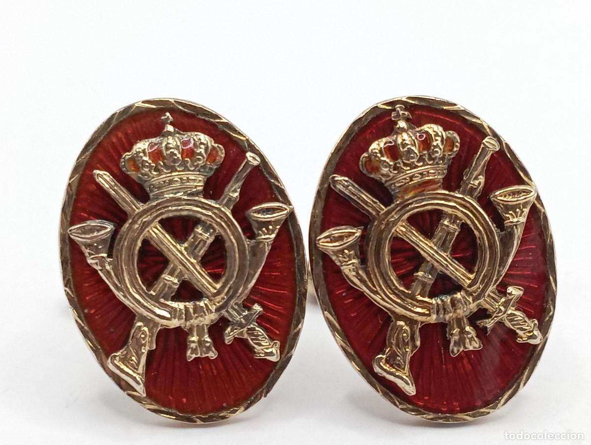 Militaria: Pareja de gemelos de Infanter&iacute;a