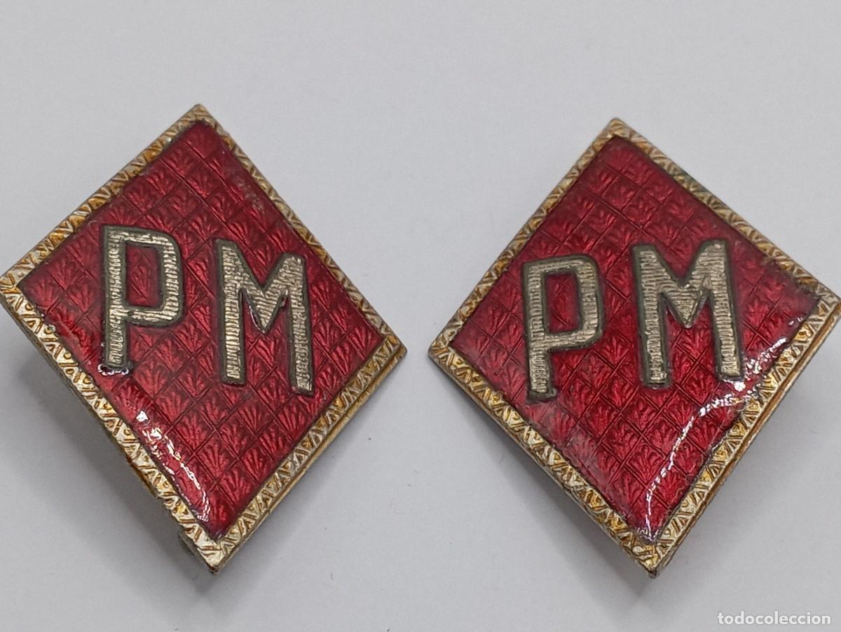 Militaria: Pareja de rombos de Polic&iacute;a Militar