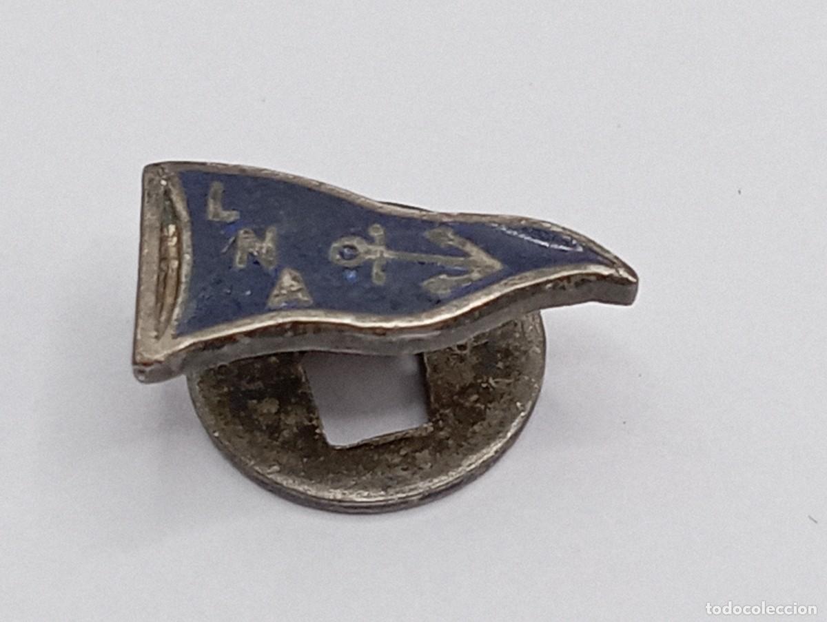 Militaria: Antiguo pin de solapa de la Liga Naval Argentina