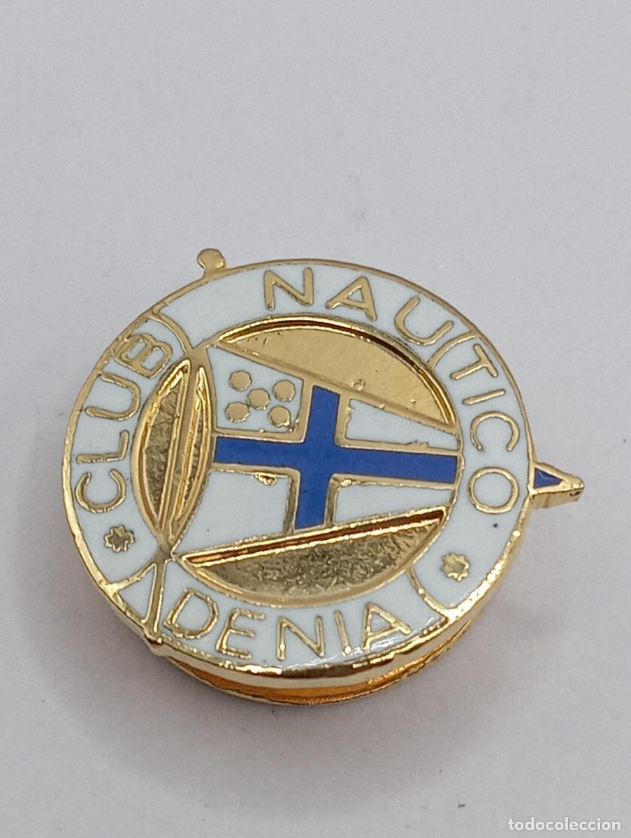 Militaria: Pin de solapa del Club N&aacute;utico de Denia