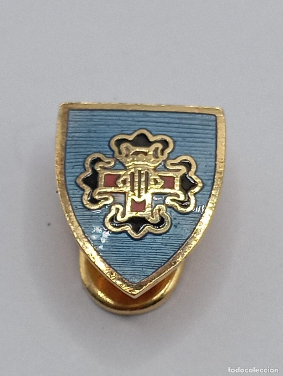 Militaria: Distintivo de solapa de la Divisi&oacute;n Maestrazgo.