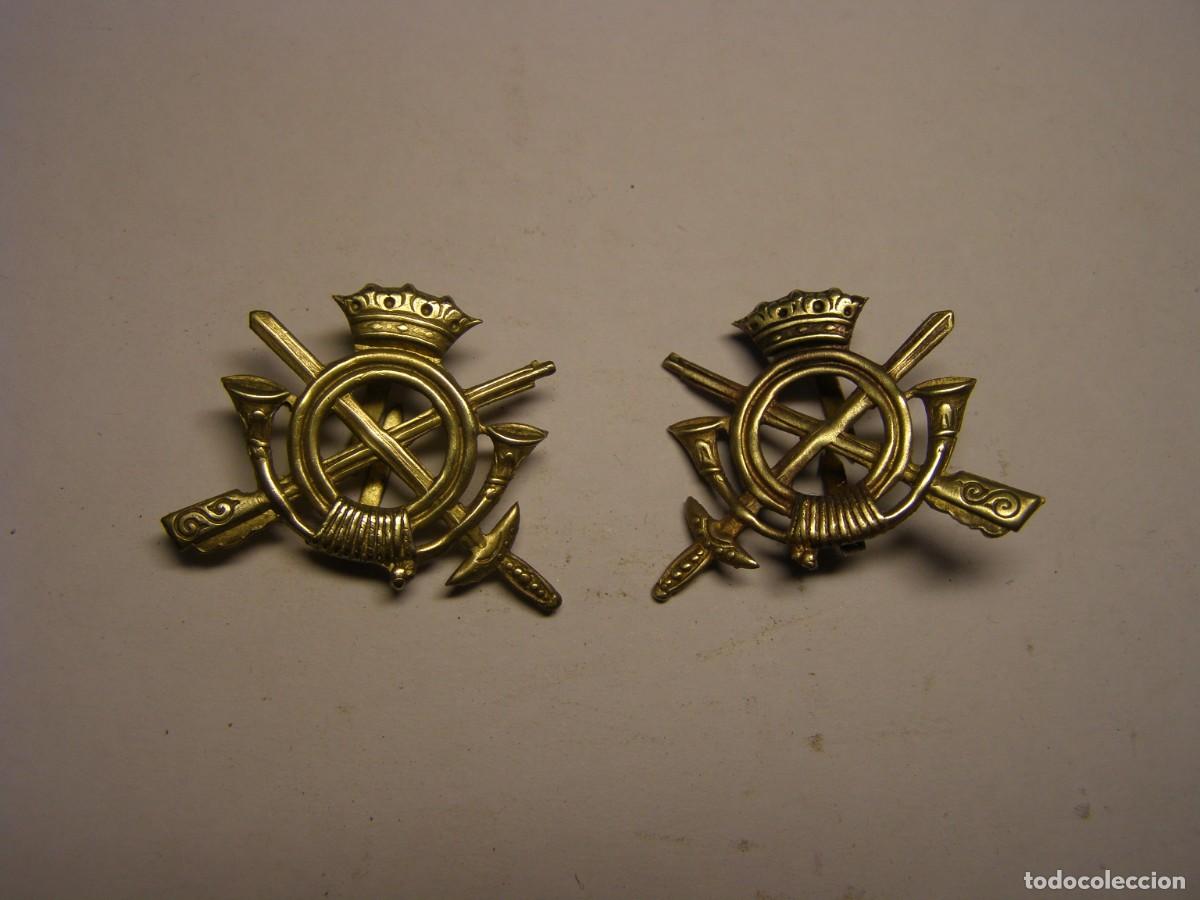 Militaria: Par de insignias de solapa de infanteria espa&ntilde;ola, modelo 1938.