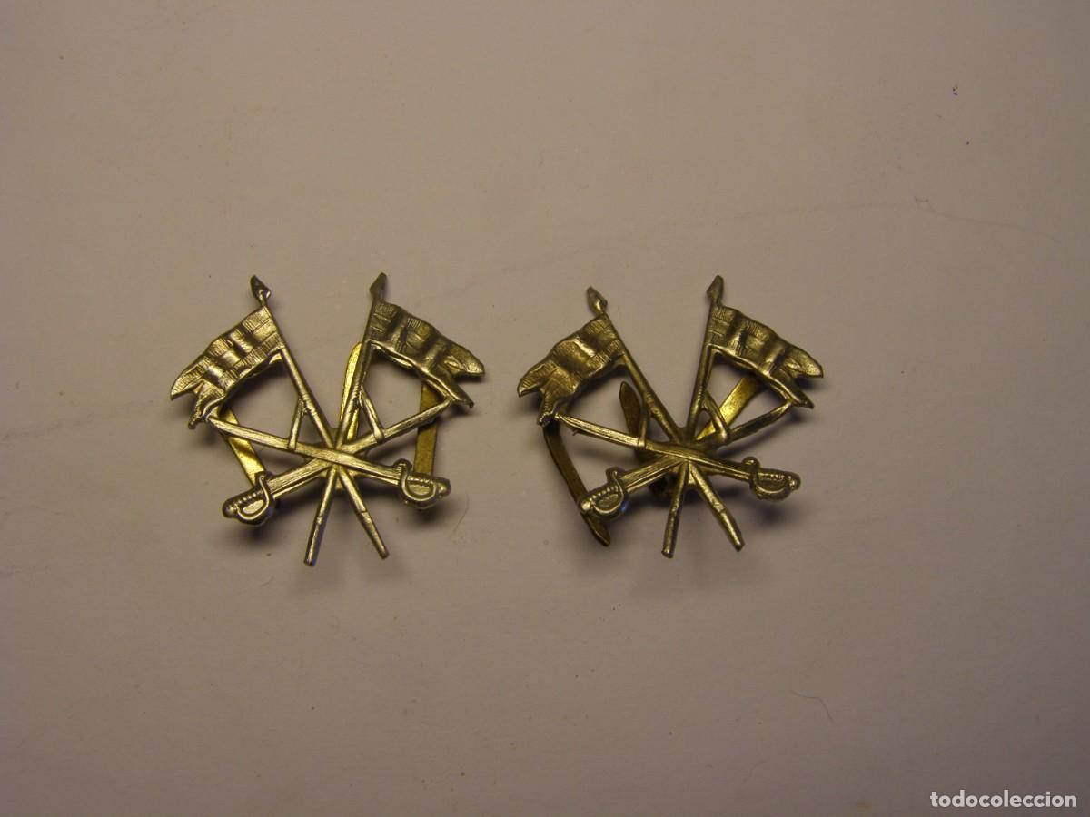 Militaria: Par de insignias de caballeria, Guerra Civil, Rep&uacute;blica espa&ntilde;ola.