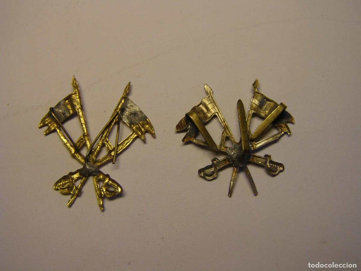 Militaria: Par de insignias de caballer&iacute;a, Guerra Civil espa&ntilde;ola.