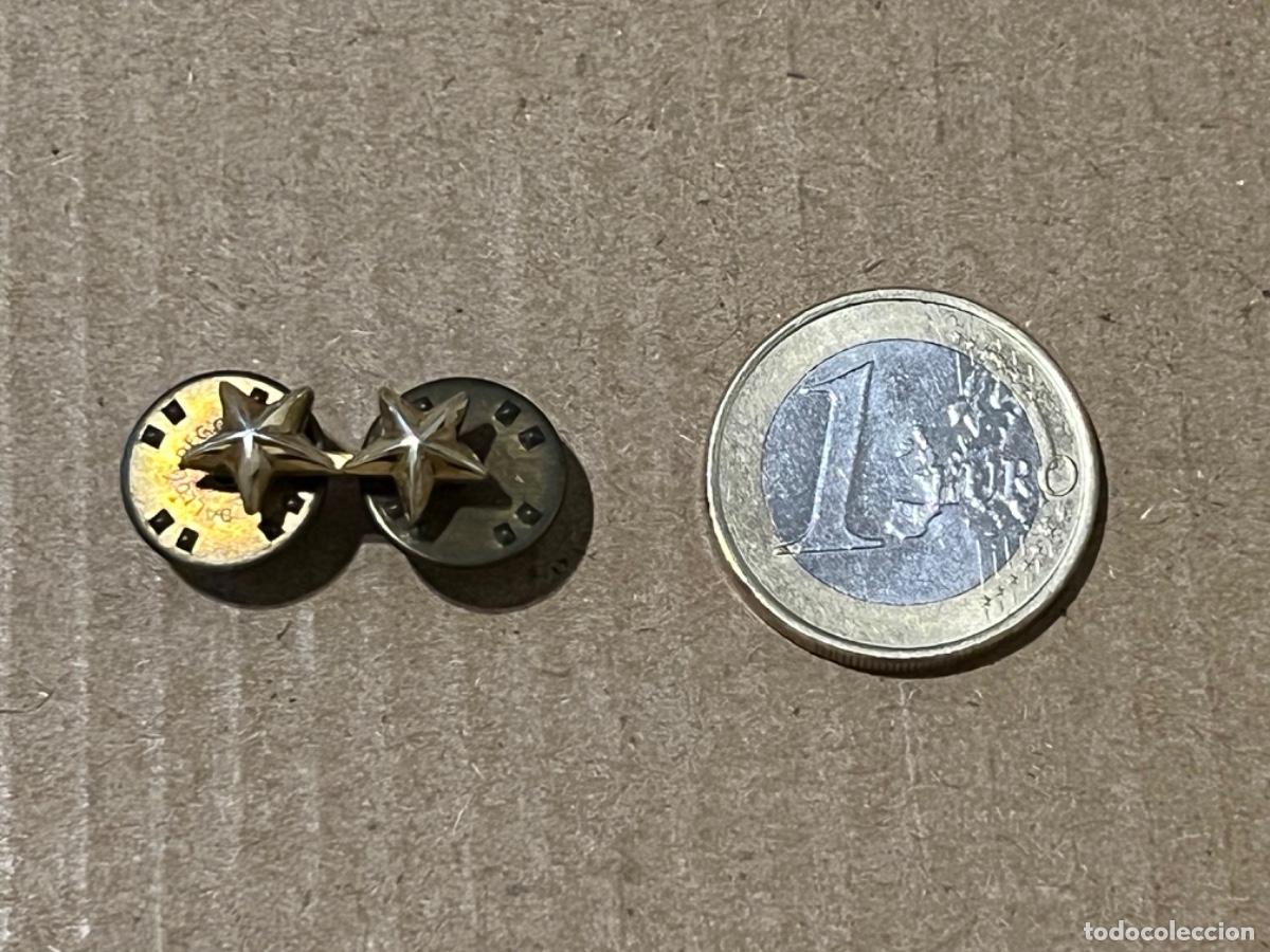 Militaria: Insignia de metal militar EJ&Eacute;RCITO COLOMBIA 2 estrellas