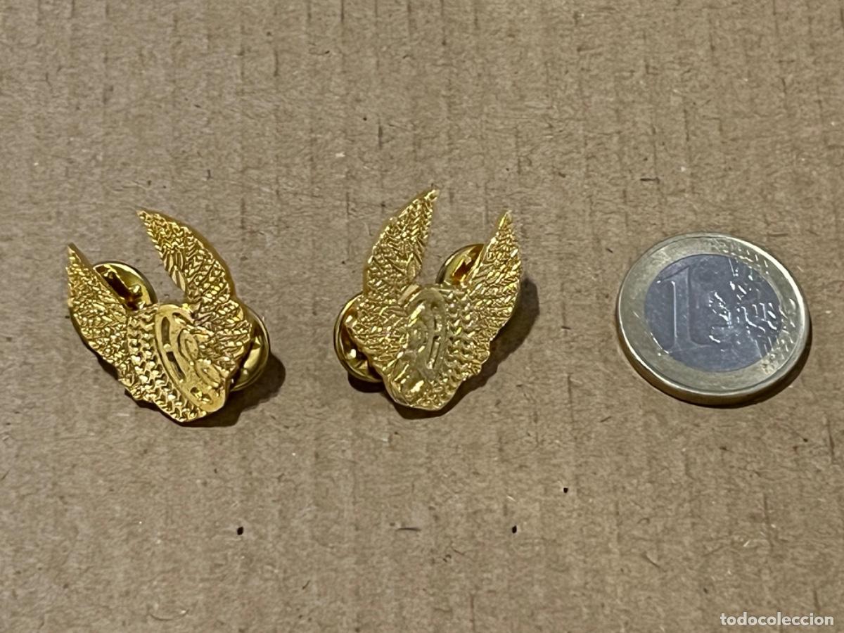 Militaria: 2 Insignias de metal militar EJ&Eacute;RCITO NACIONAL COLOMBIA transporte