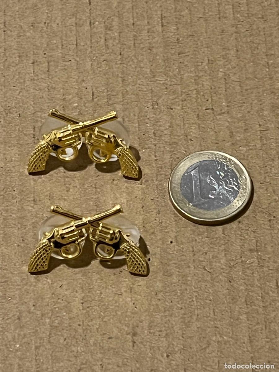 Militaria: 2 Insignias de metal militar EJ&Eacute;RCITO NACIONAL COLOMBIA vigilancia polic&iacute;a