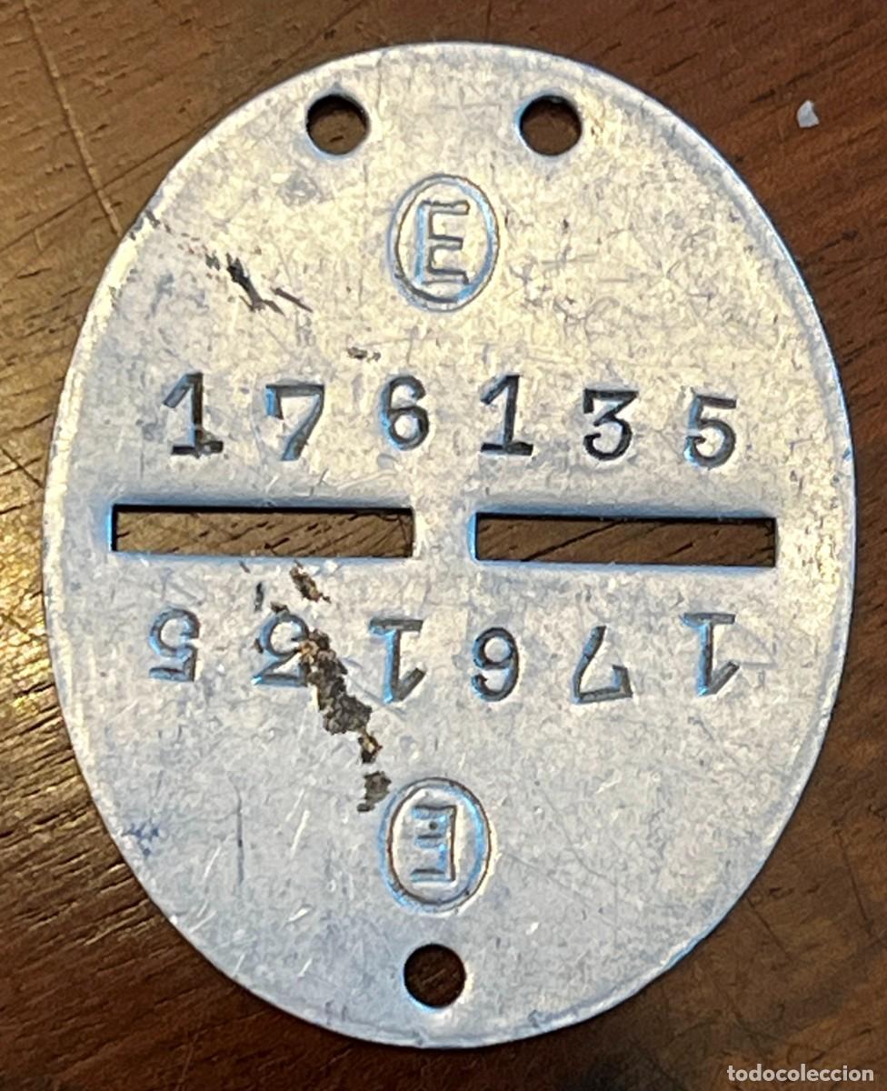 Militaria: Chapa identificativa de combatiente de la Guerra Civil, de forma ovalada/circular, fabricada en alu