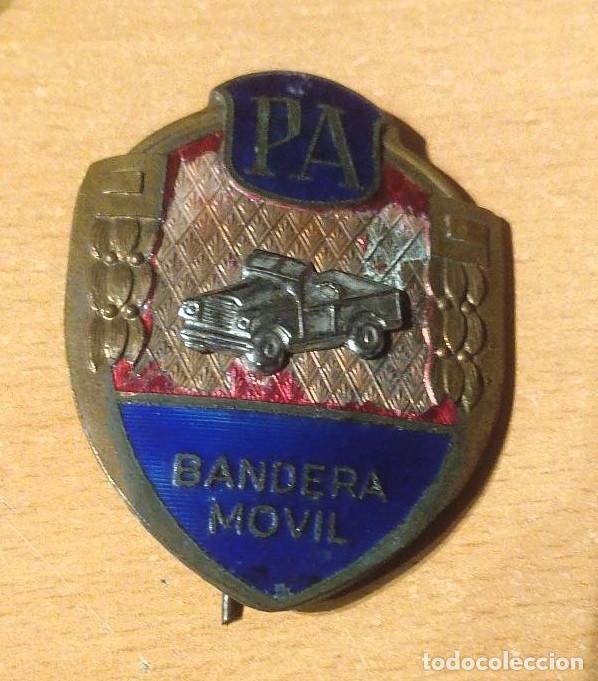Militaria: insignia de pecho policia armada bandera movil epoca franquista