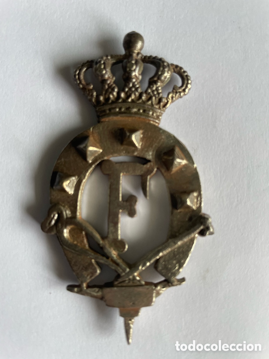Militaria: Emblema de brazo de forjador de caballer&iacute;a