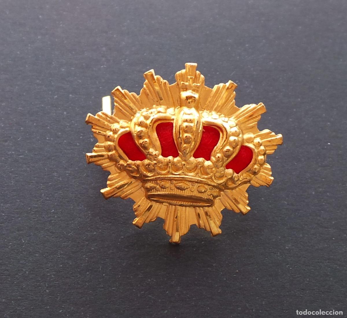 Militaria: DISTINTIVO PARA CUELLO DE CARABINEROS ALFONSO XIII.