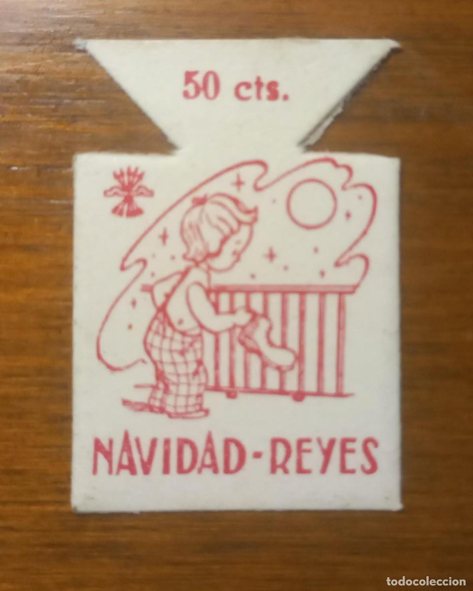 Militaria: Emblema auxilio social, FRENTE JUVENTUDES, falange 50 cts, campa&ntilde;a navidad reyes.