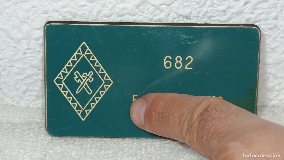 Militaria: ANTIGUA PLACA IDENTIFICATIVA DE LA GUARDIA CIVIL A&Ntilde;OS 70 - 80