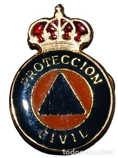 Militaria: DISTINTIVO/INSIGNIA PARA UNIFORME MIEMBROS DE PROTECCION CIVIL (GENERICO)