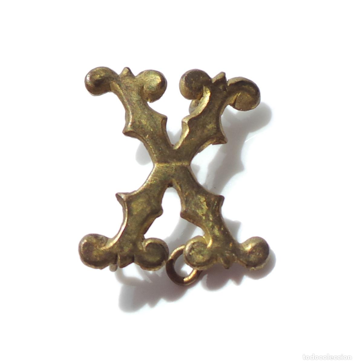 Militaria: DISTINTIVO DE CUELLO. 2,3 CM DE ALTO. APROX.