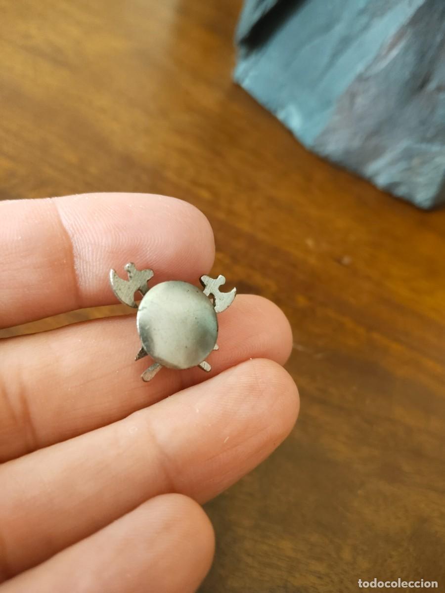 Militaria: Insignia de Ojal Bomberos. - Foto 4