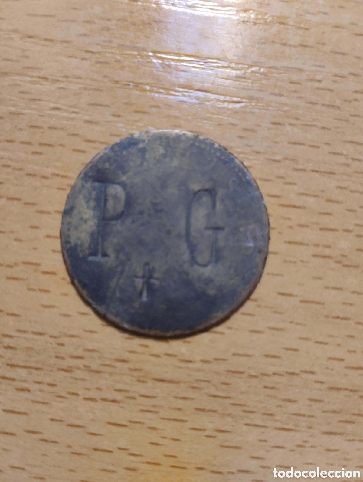 Militaria: MONEDA CON INICIALES Y CRUZ ESCUDO ESPA&Ntilde;A