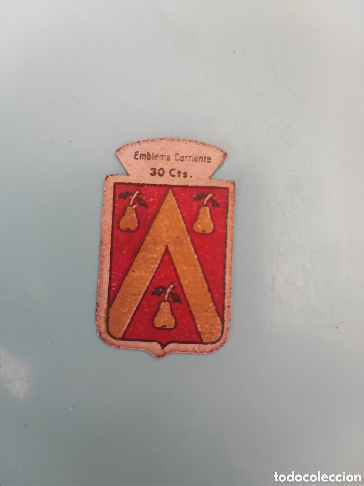 Militaria: Emblema corriente auxilio social serie B n⁰213. CLIMENT.
