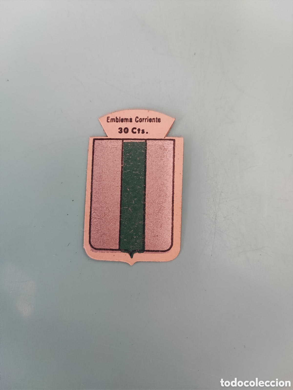 Militaria: Emblema corriente auxilio social serie B n⁰54. BARO