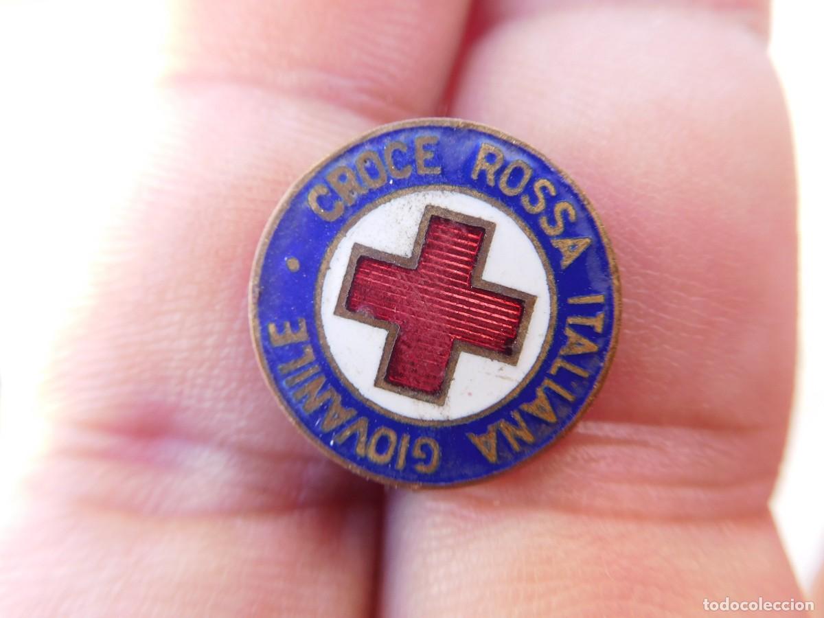 Militaria: Insignia antigua cruz roja italiana. Croce rossa italiana giovanile