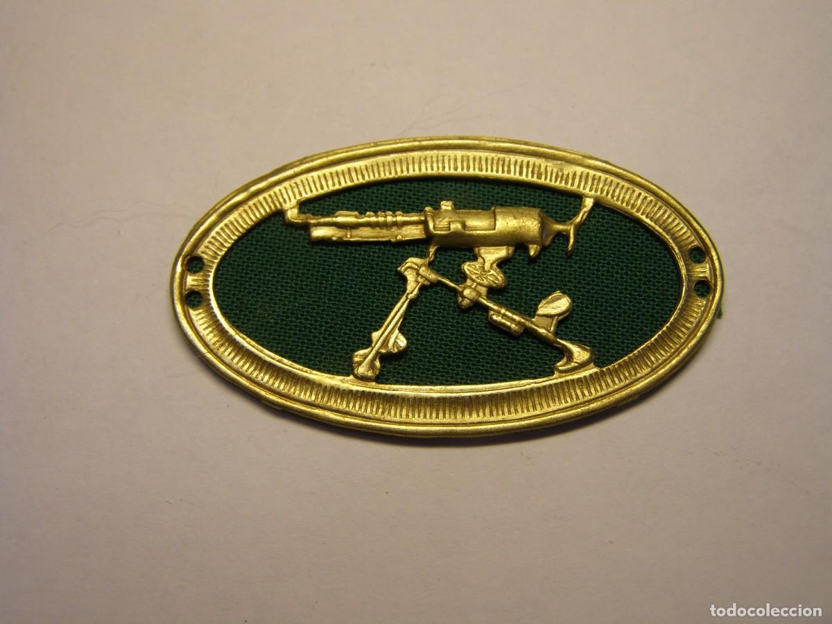 Militaria: INSIGNIA AMETRALLADORA HOTCHKISS, GUERRA CIVIL ESPA&Ntilde;OLA. TROPAS DE MONTA&Ntilde;A.