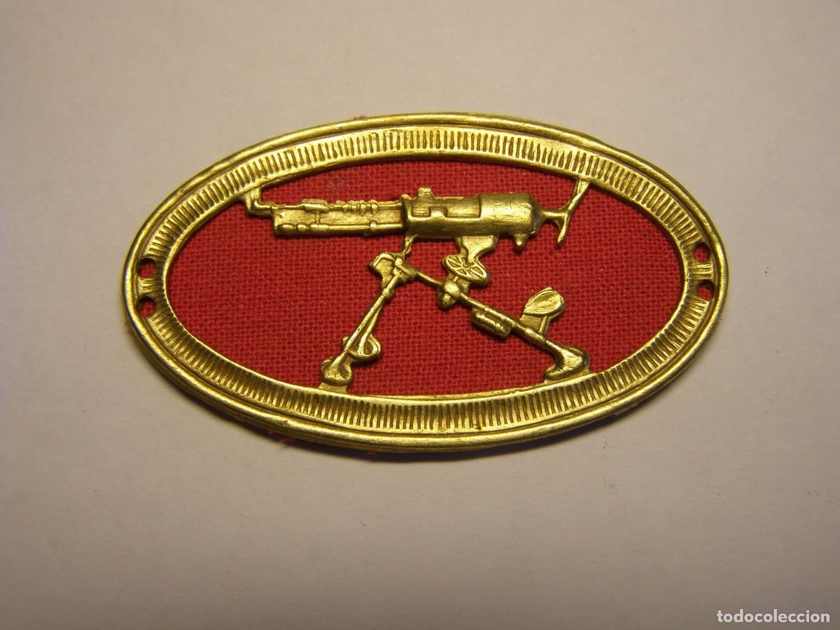 Militaria: INSIGNIA AMETRALLADORA PESADA HOTCHKISS, GUERRA CIVIL ESPA&Ntilde;OLA.