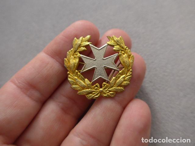 Militaria: Antigua insignia emblema original de sanidad republicana. Guerra civil.