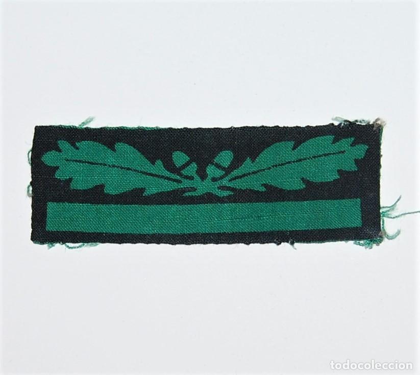 Militaria: INSIGNIA DE ALFEREZ PARA CHAQUETA DE ABRIGO DE LA WEHRMACHT HEER