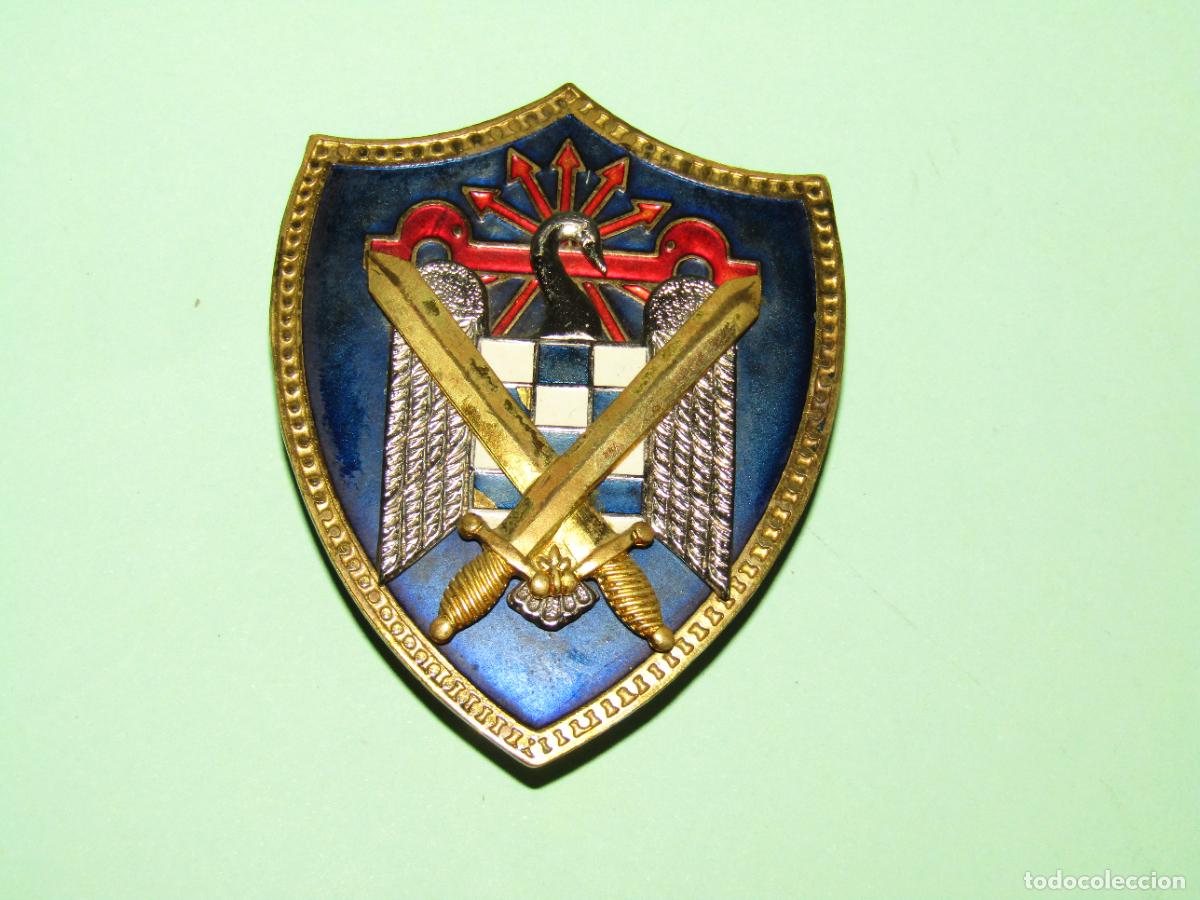 Militaria: Insignia SEU Sindicato Espa&ntilde;ol Universitario Frente de Juventudes R&eacute;gimen Franco Falange. Esmaltada.