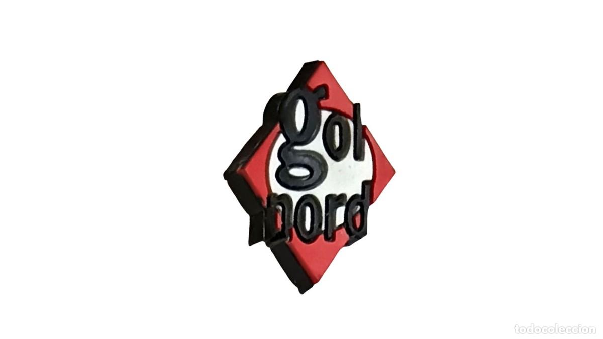 Militaria: PEGOTA GREFUSA &rdquo;GOL NORD&rdquo; - COLECCI&Oacute;N A&Ntilde;OS 90 - MATERIAL GOMOSO - DISE&Ntilde;O ROMBO