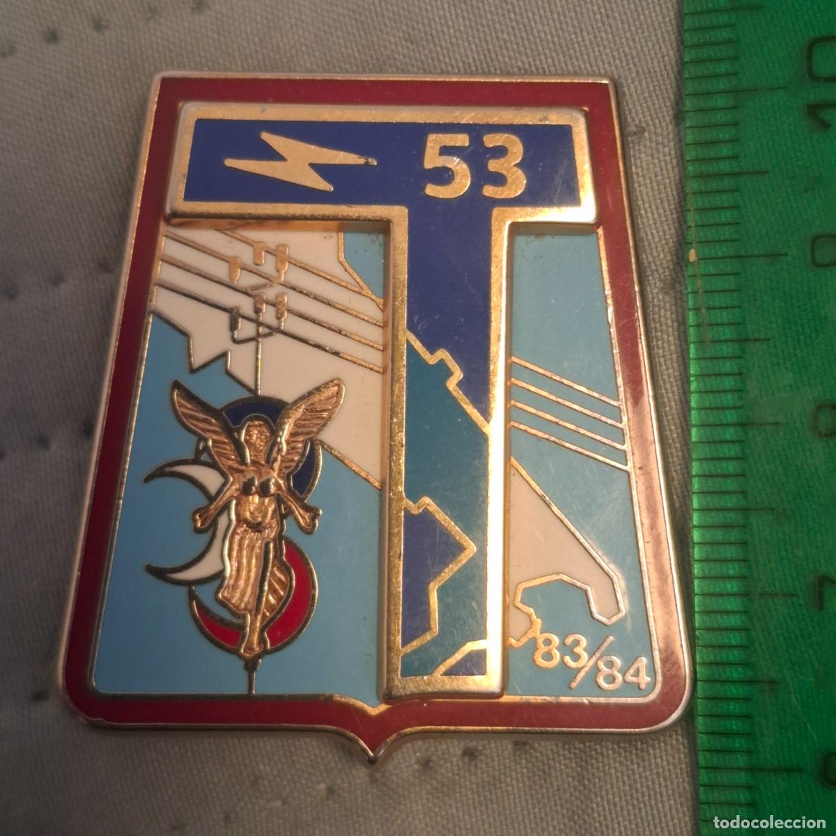 Militaria: insignia de regimiento militar franc&eacute;s del 53&deg; Regimiento de Transmisiones